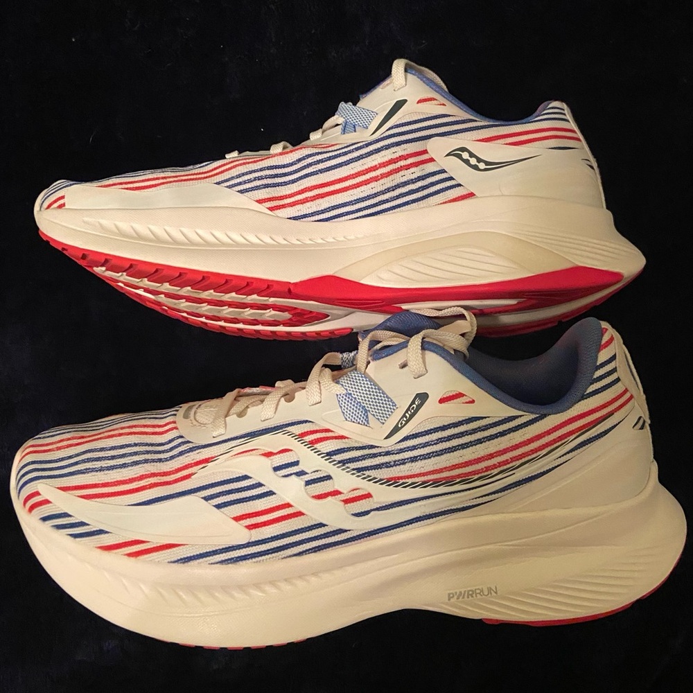 Saucony Women’s Guide Running Shoes